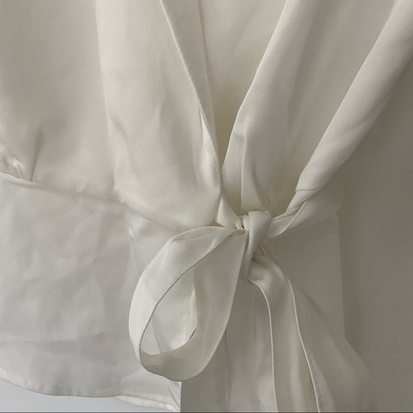 Lulus Boss Mode White Satin Long Sleeve Wrap Top, NWT, Size medium 🌷 - Picture 7 of 13